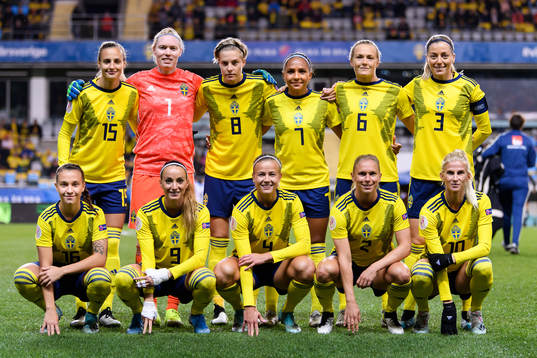 Nathalie Björn, goalkeeper Hedvig Lindahl, Lina Hurtig,