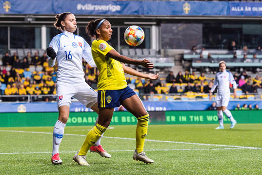  Diana Bartovicova of Slovakia and Madelen Janogy of