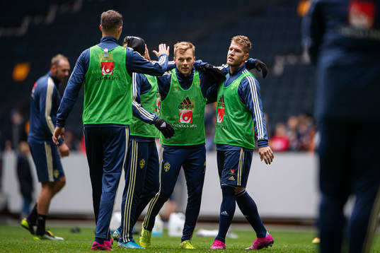 Mikael Lustig, Emil Forsberg, Sebastian Larsson and