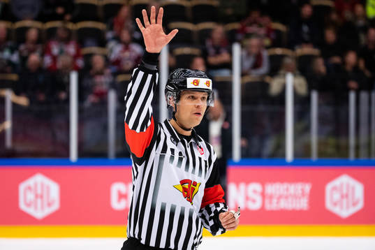 Referee Lasse Heikkinen