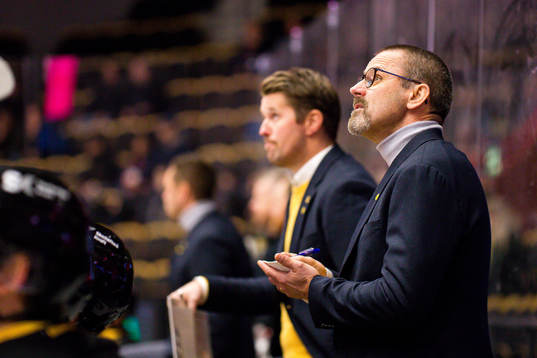 Head coach Tommy Samuelsson of Skellefteå