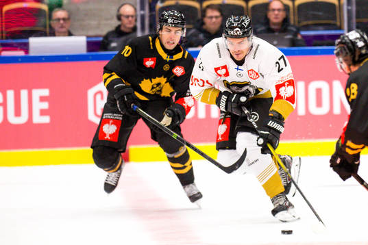 Joakim Lindström  of Skellefteå and Miska Humaloja  of