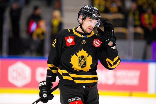 Adam Pettersson  of Skellefteå