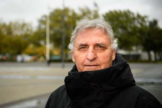 Zlatan Ibrahimovic’s father Sefik Ibrahimović pose for a
