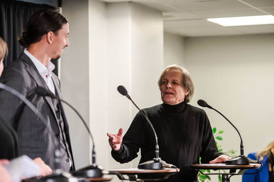 Zlatan Ibrahimovic and Peter Linde, artist, at a press