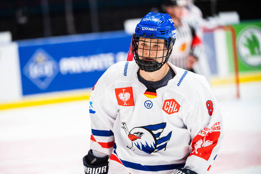 Tim Stützle of Adler Mannheim