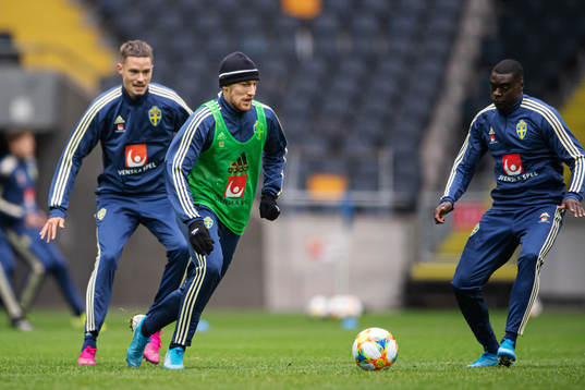Emil Forsberg and Ken Sema of the Swedish national football