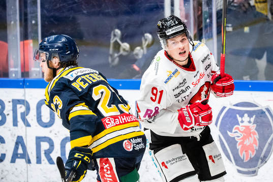 Södertäljes Bobbo Pettersson och Vita Hästens Linus