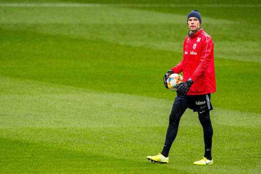 Goalkeeper Rune Almenning Jarstein of Norway