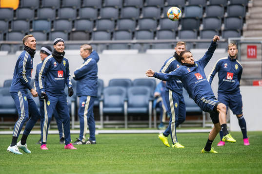 Goalkeeper Robin Olsen, Mikael Lustig, Emil Krafth,