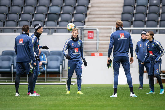 Mikael Lustig and Emil Krafth of the Swedish national