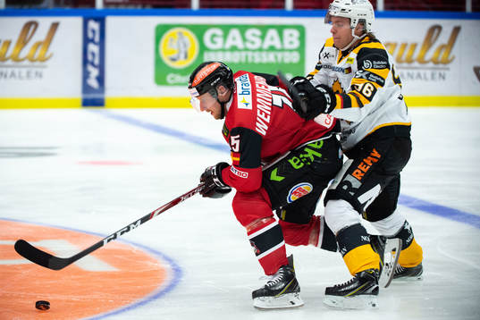 Malmö Redhawks Axel Wemmenborn och Skellefteås Rickard