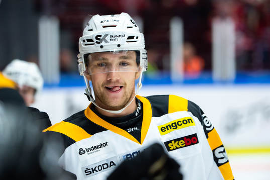 Skellefteås Filip Berglund jublar