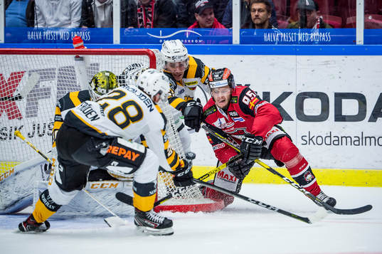 Malmö Redhawks Carl Persson mot Skellefteås Jesper