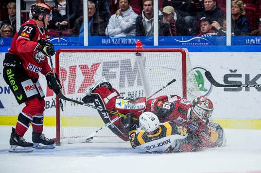 Skellefteås Andreas Wingerli gör 0-4 på Malmö Redhawks