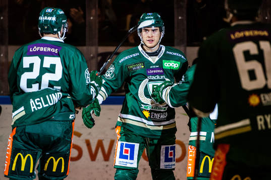 Färjestads Michael Lindqvist jublar