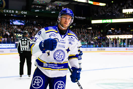 Leksands Linus Persson jublar