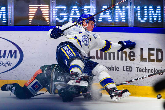 Leksands Mattias Göransson och Färjestads Linus Johansson