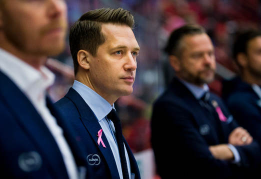 Växjös tränare Sam Hallam