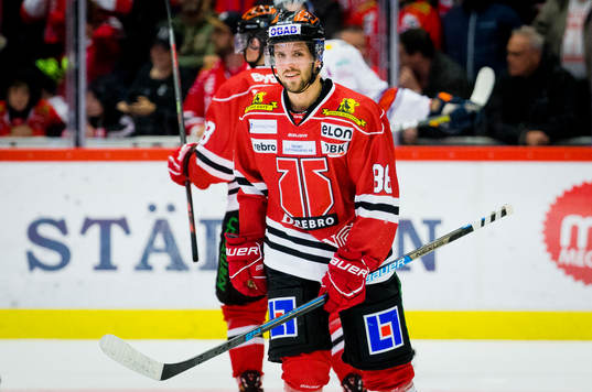 Örebros Mathias Bromé är glad