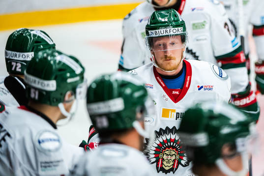 Frölundas Simon Hjalmarsson jublar