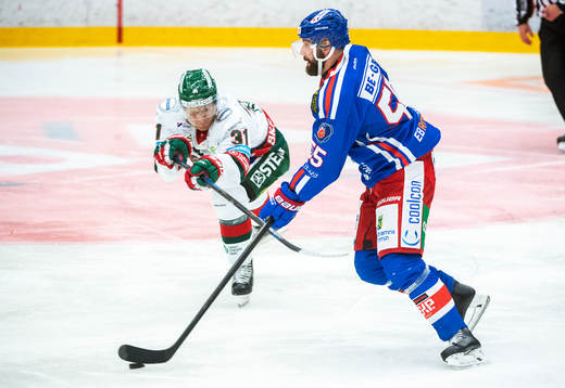 Oskarshamns Johan Alm och Frölundas Nicklas Lasu