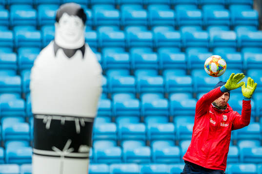 Goalkeeper Rune Almenning Jarstein of Norway