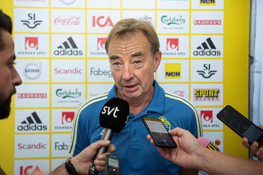 Scout Tom Prahl of the Swedish national football team is