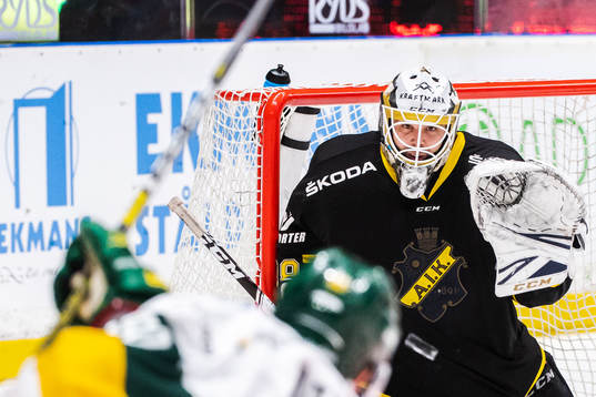 s målvakt Johannes Jönsson
