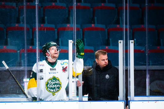 Björklövens Brian Cooper i utvisningsbåset