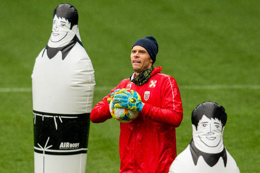 Goalkeeper Rune Almenning Jarstein of Norway