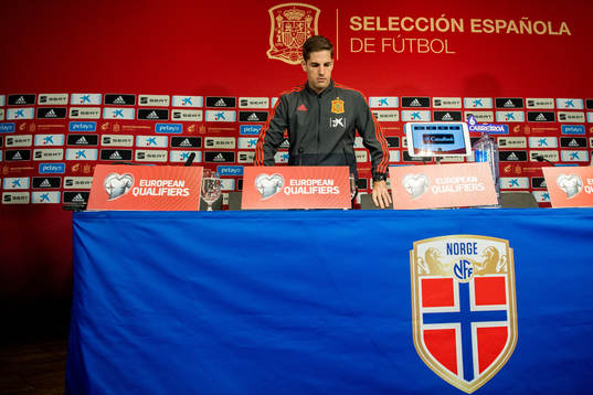 Robert Moreno, head coach of Spain