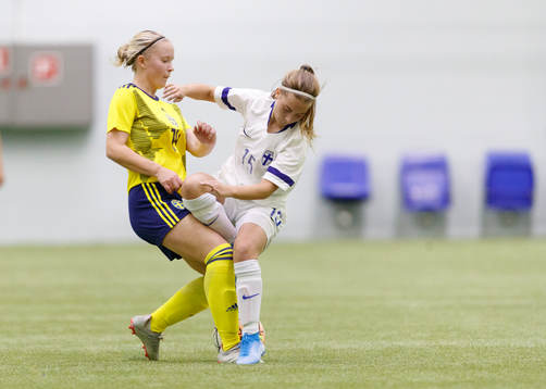 Sofia Sterner #14, SWE and Elin Rajala #15, FIN