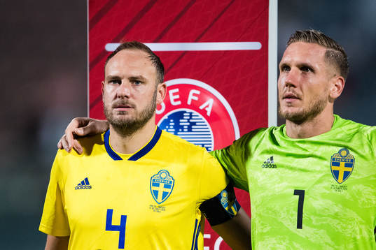 Andreas Granqvist and goalkeeper Robin Olsen