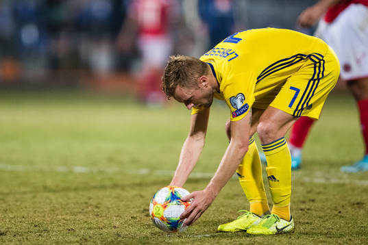 Sebastian Larsson of Sweden