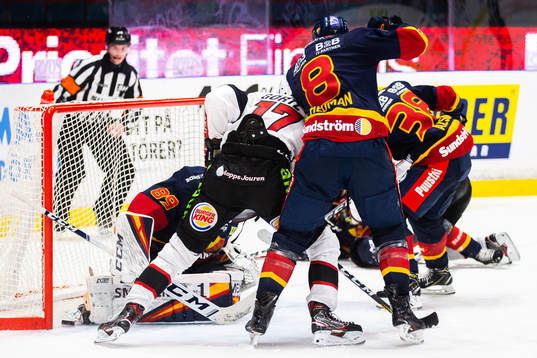 Malmö Redhawks Konstantin Komarek gör 0-1 som senare
