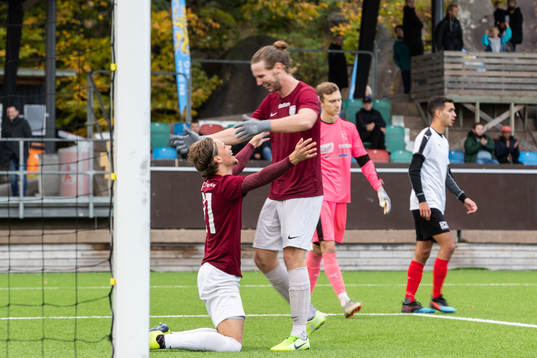 Qviding Fredrik Martinsson och Daniel Tidstrand jublar