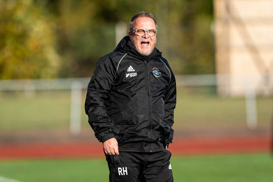 Ängelholms tränare Roar Hansen deppar