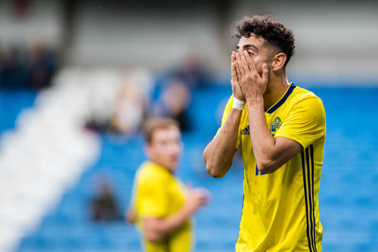 Daleho Irandust of Sweden looks dejected