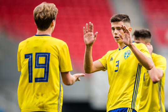 August Erlingmark and Dennis Hadzikadunic of Sweden