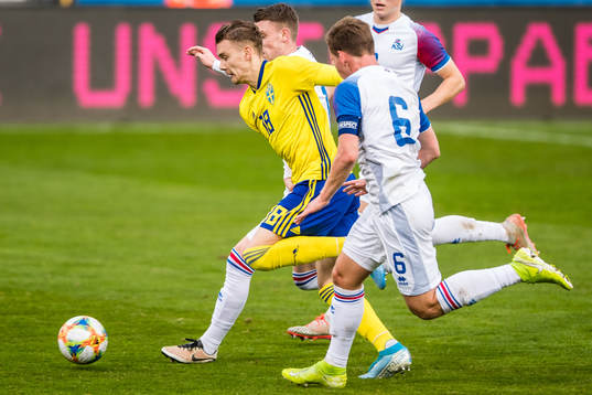Jake Larsson of Sweden