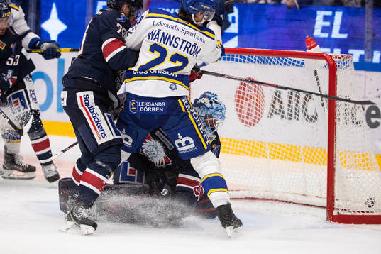 1-0 bakom Linköpings målvakt Jonas Gustavsson