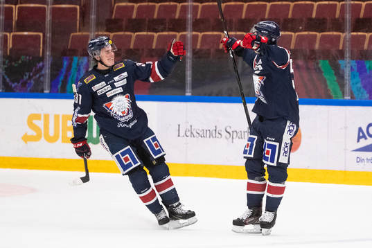 Linköpings Max Lindroth jublar
