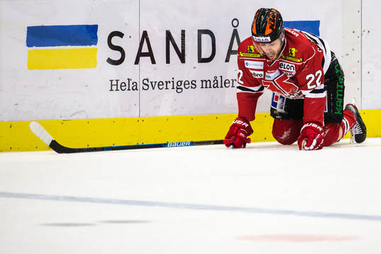 Örebros Jonathan Andersson har ont
