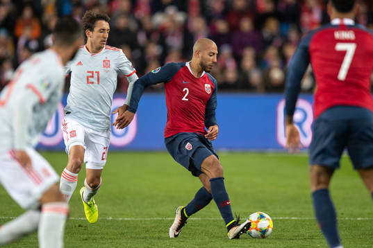 Mikel Oyarzabal of Spain and Haitam Aleesami of Norway