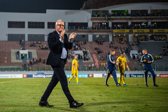 Janne Andersson, head coach of Sweden celebrates