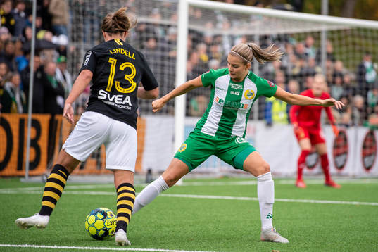 s Johanna Lindell och Hammarbys Julia Ekholm
