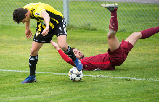 IFK Hässleholms Isak Orajärvi i matchen i division 2