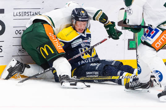 s Emil Johansson