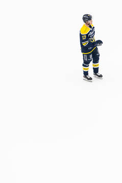 s Emil Johansson